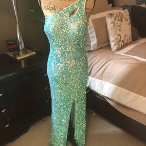 Cute Mint Green Sequin Gown!